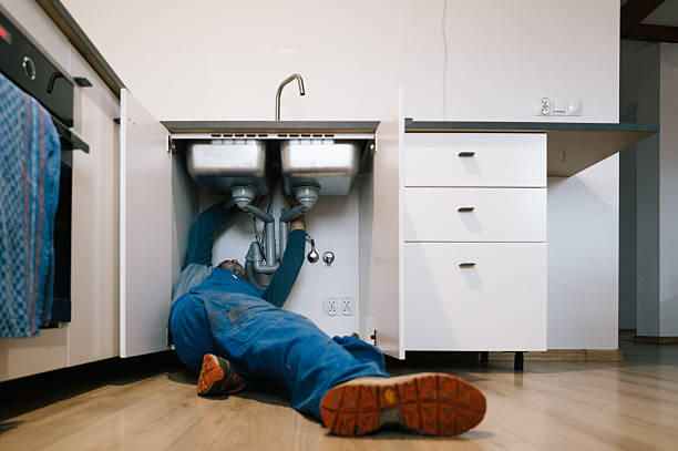 Professional Leak Detection technician working in Wellington, KY